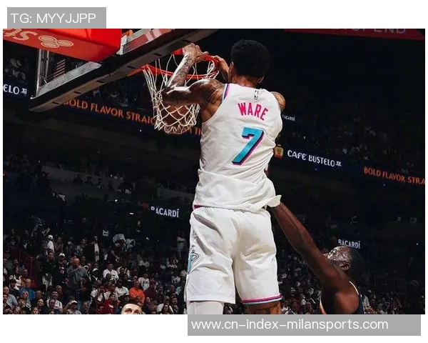 勇士半场领先鹈鹕穆迪三分雨巴特勒表现出色墨菲贡献全面