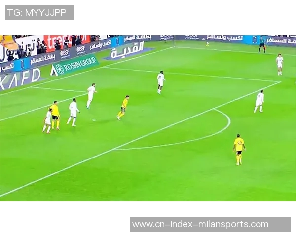 C罗禁区内精彩瞬间连连失误脚后跟射门因越位被判无效